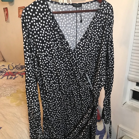 Polka Dot Wrap Dress - Picture 4 of 5
